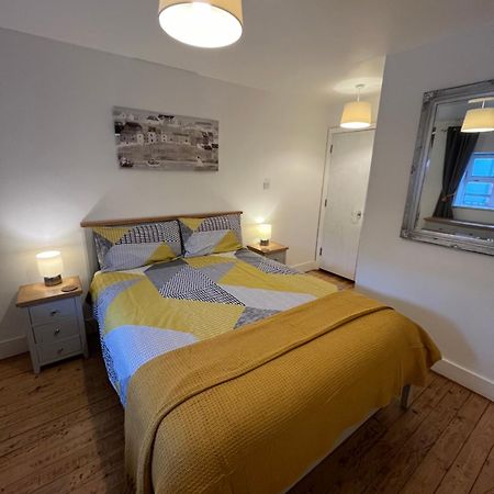 Apartment 12, Sea Wharf Westport Eksteriør billede